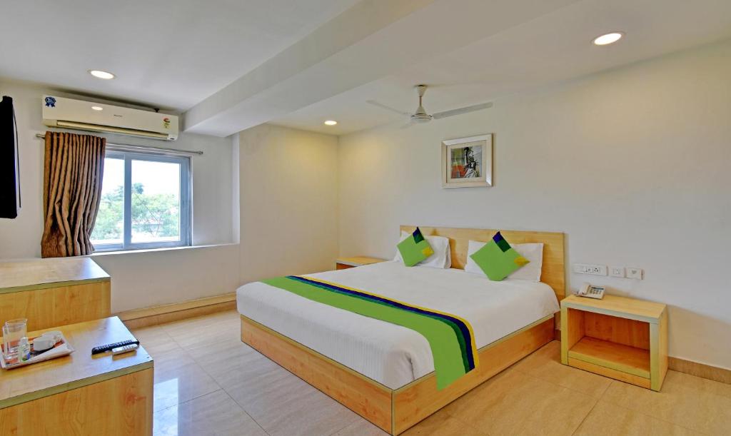 Двухместный (Двухместный номер Делюкс с 1 кроватью), FabHotel Innside Serviced Apartment T Nagar