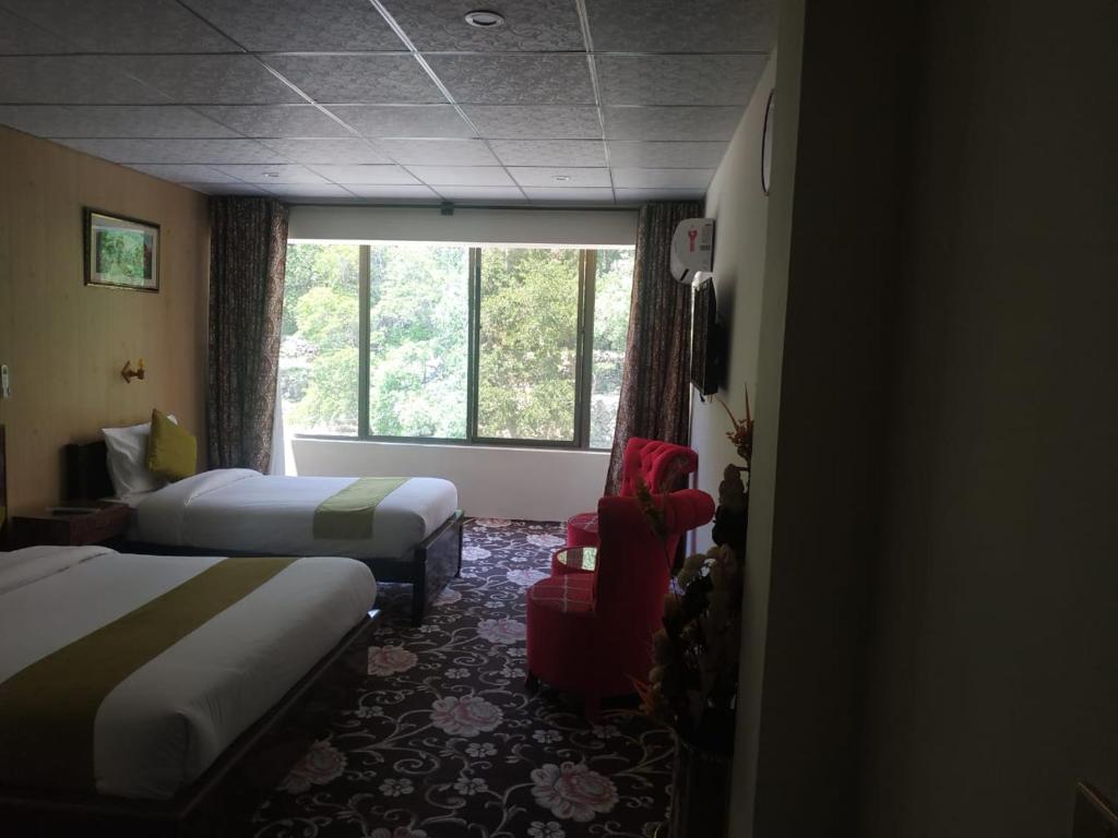 Hunza Grand Motel photo 4