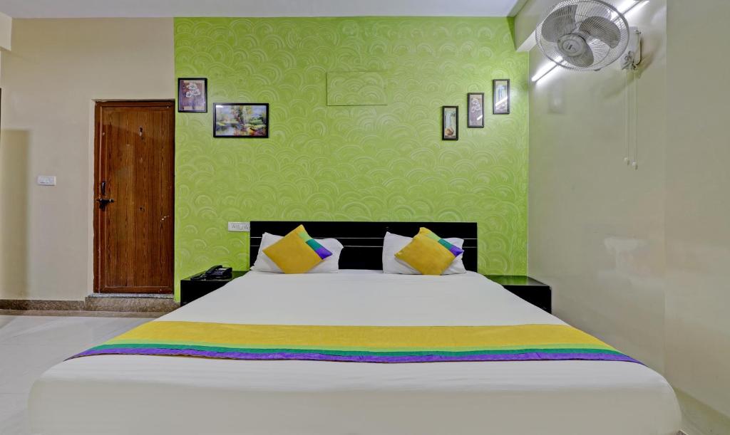 Двухместный (Стандартный двухместный номер с 1 кроватью), Hotel Tiara