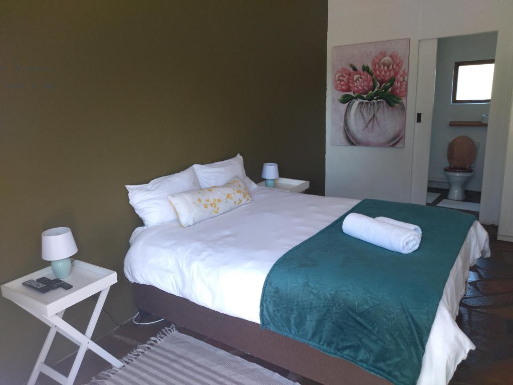 Serenity Cove-The Protea Room photo 2