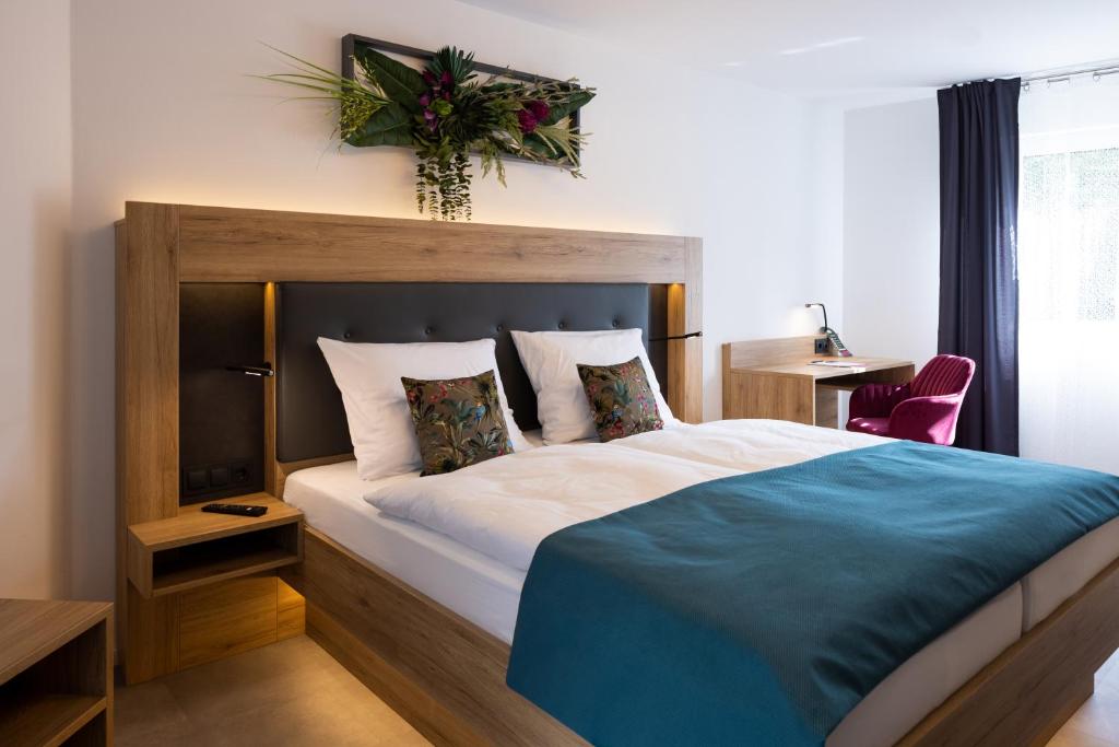 Bed and Breakfast - Homburg am Main photo 1