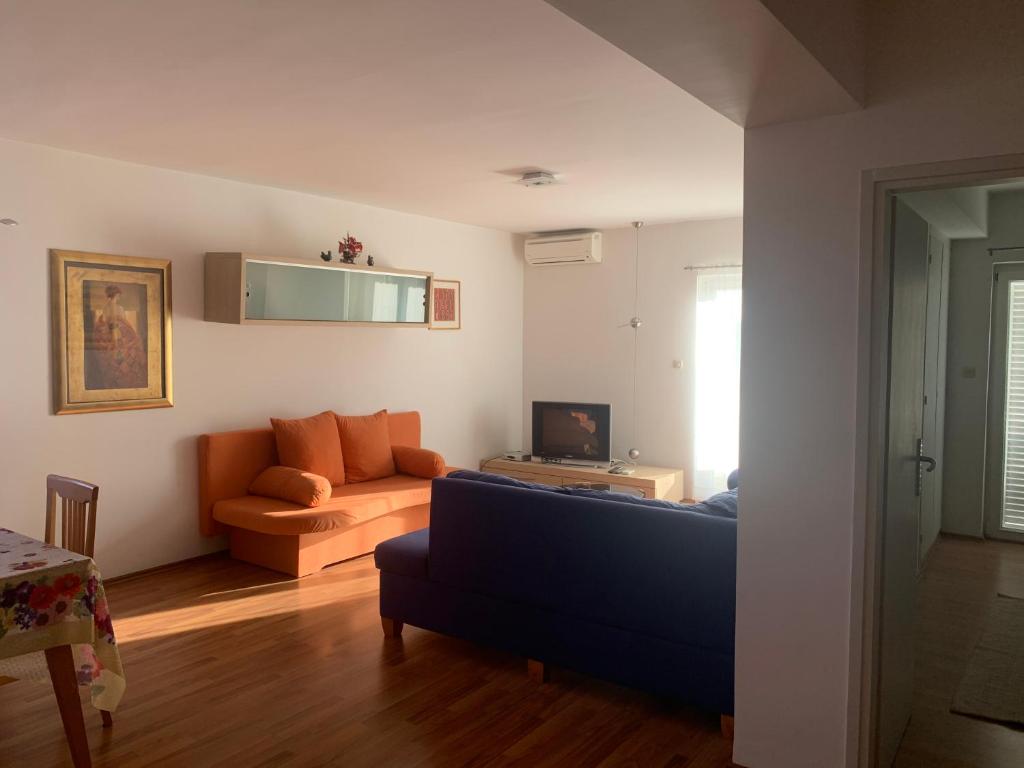 Apartment Galerija Istok-Zapad photo 1