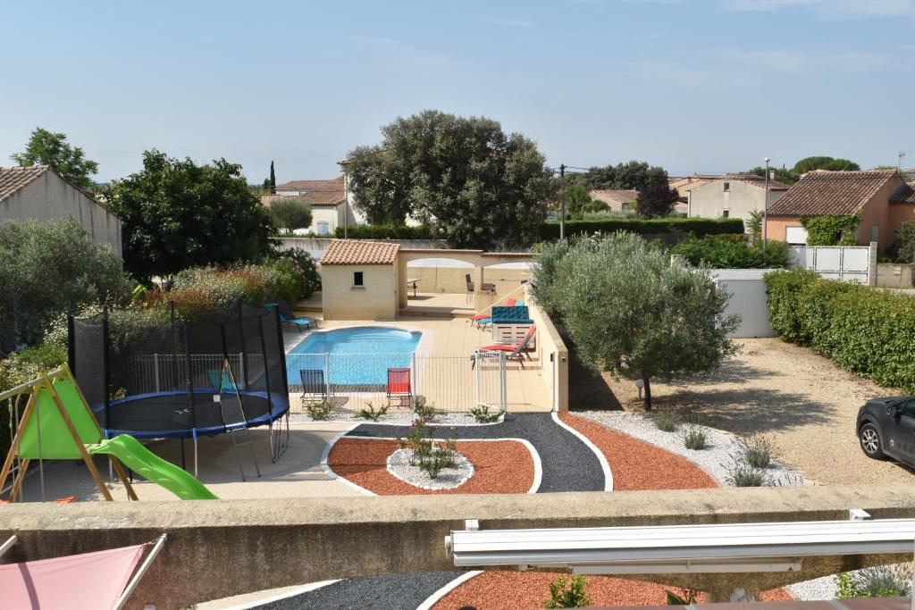 villa classée 4 étoiles avec piscine et boulodrome photo 1