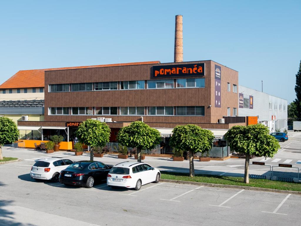 Hotel Pomaranča photo 2