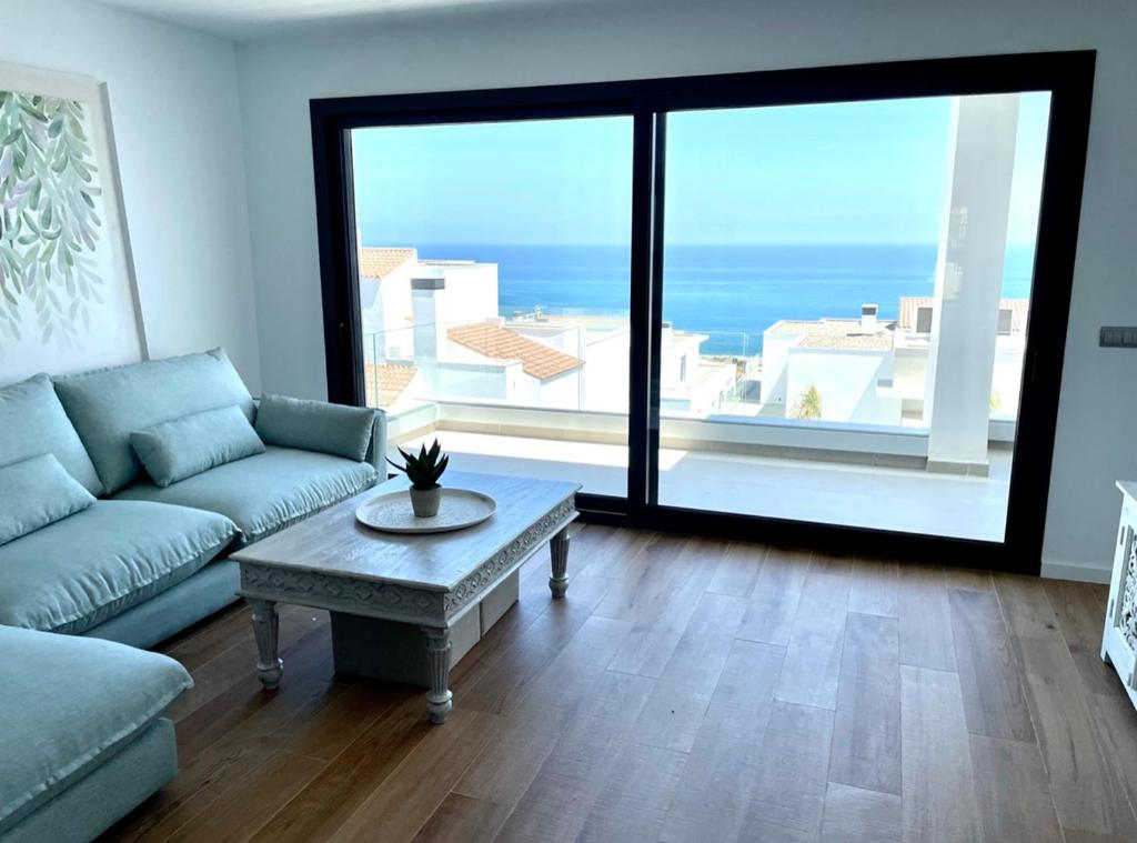 AMAZING 3bedroom sea view apartment LINKS II Alcaidesa SPAIN photo 2