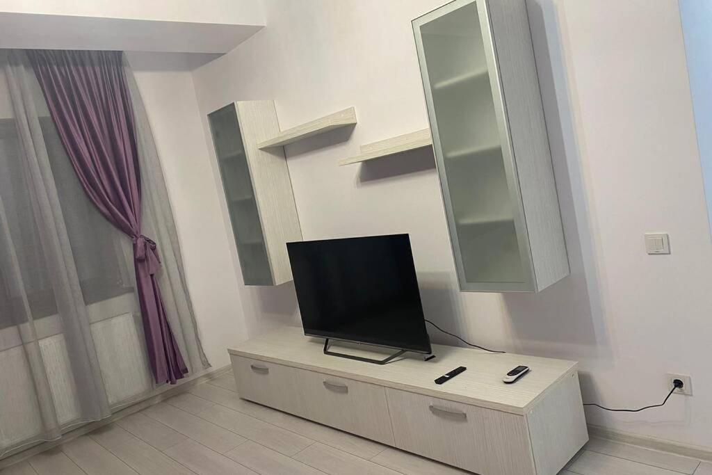 Apartament - Drumul Taberei Parc Residence - Tap to explore photos