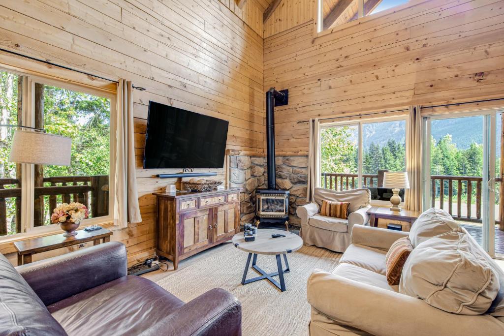 Log Cabin Luxury photo 2