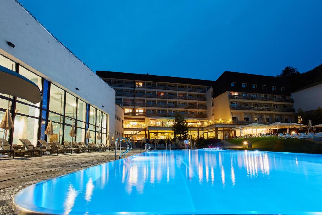 Hotel Sitno Forest Resort photo 2