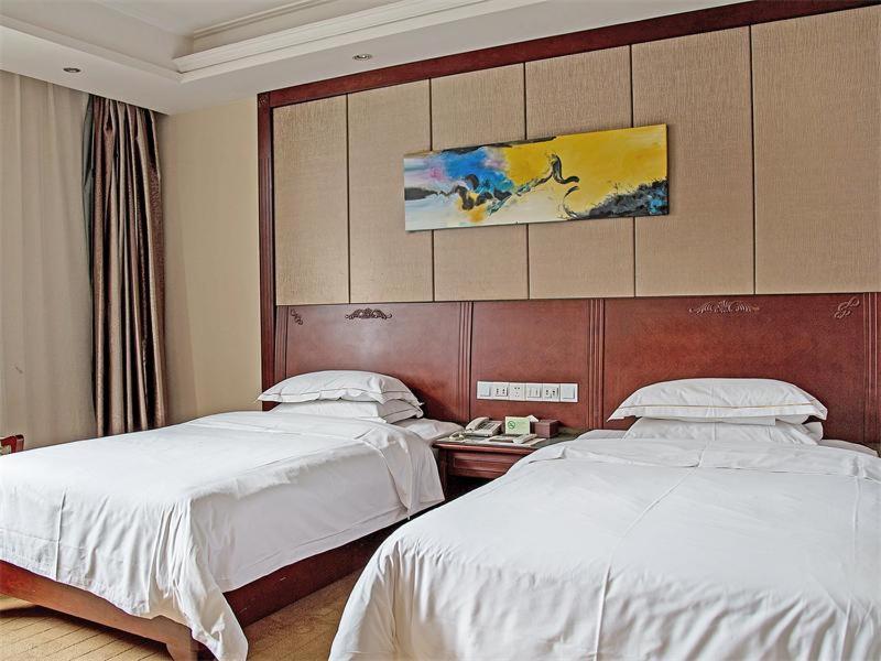 Vienna Hotel Jiangyin Qishan Road photo 1