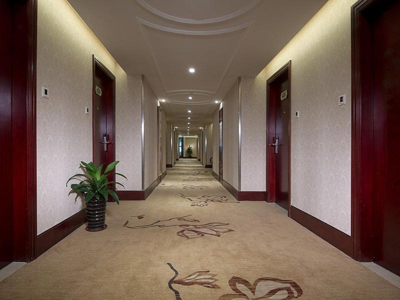 Vienna Hotel Dongguan Changping Avenue photo 3