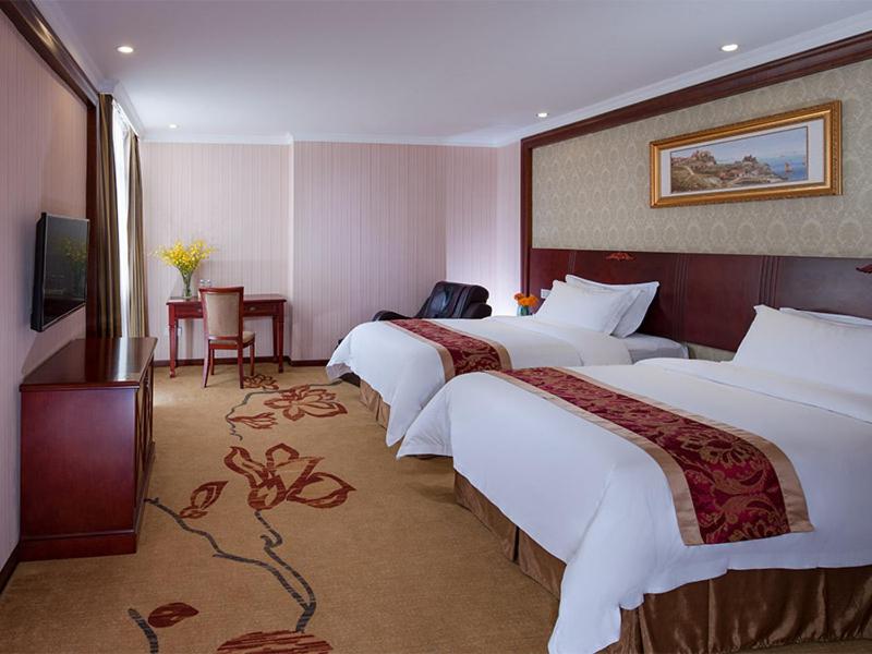 Vienna Hotel Shenzhen Guanlan Tangren Street photo 2