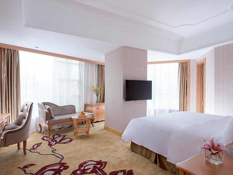 Vienna Hotel Shenzhen Unitown photo 3