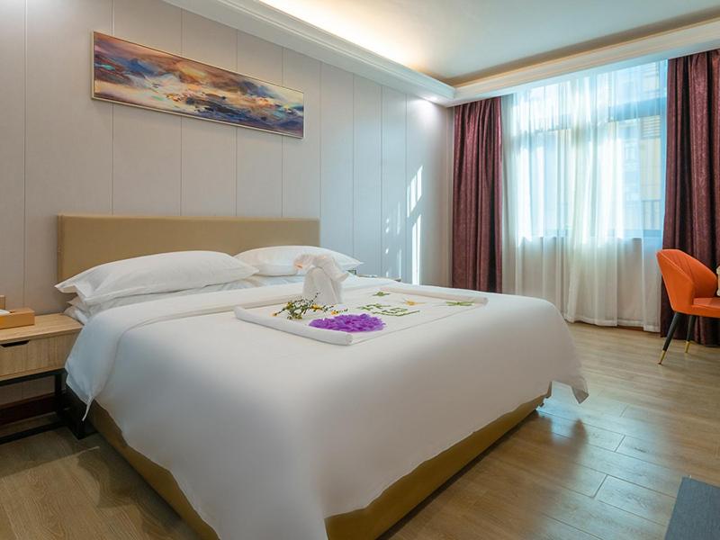 Vienna Hotel Zhuhai Xiangzhou Bus Station photo 3