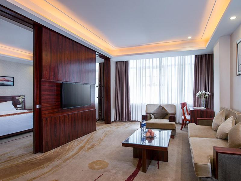 Vienna Classic Hotel Guangzhou Yanling Road photo 3