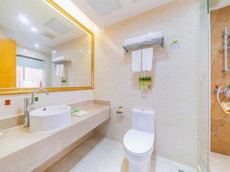 Vienna Hotel Shiyan Guangming Road photo 3