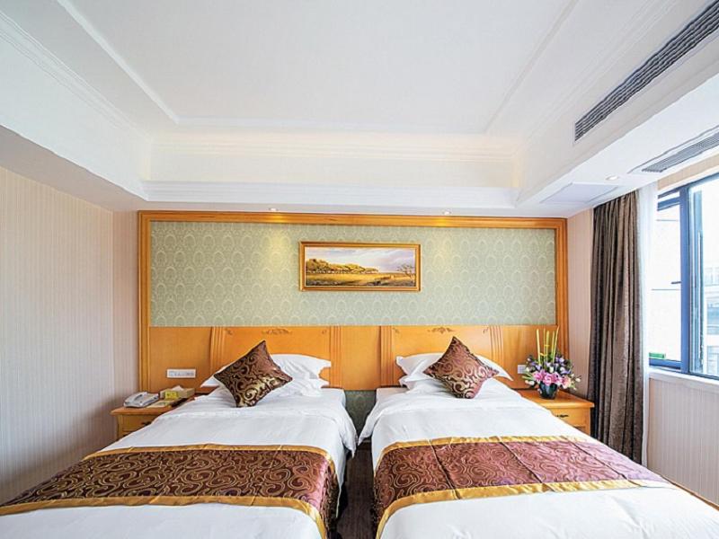 Vienna Hotel Guilin Wanfu Square photo 3