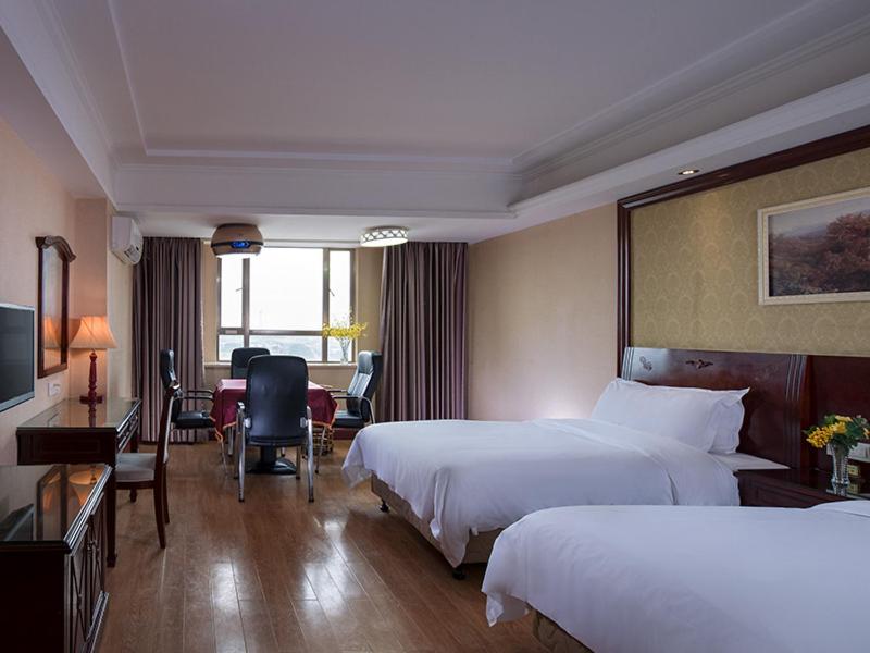 Vienna Hotel Dongguan Chang'an Mid Zhen'an Road photo 1