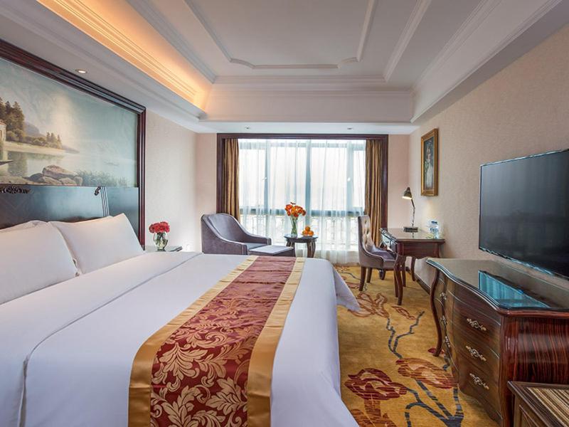 Vienna International Hotel Huizhou Huidong Honghaiwan photo 1