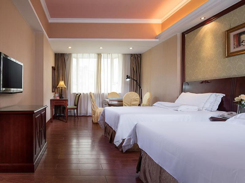 Vienna International Hotel Dongguan Liaobu photo 1
