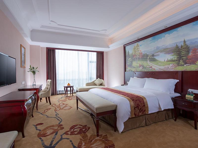 Vienna International Hotel Maoming Xinyi Xinshang Road photo 3