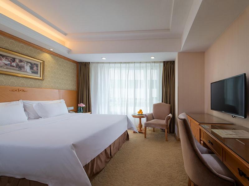 Vienna International Hotel Shenyang Railway Station photo 2