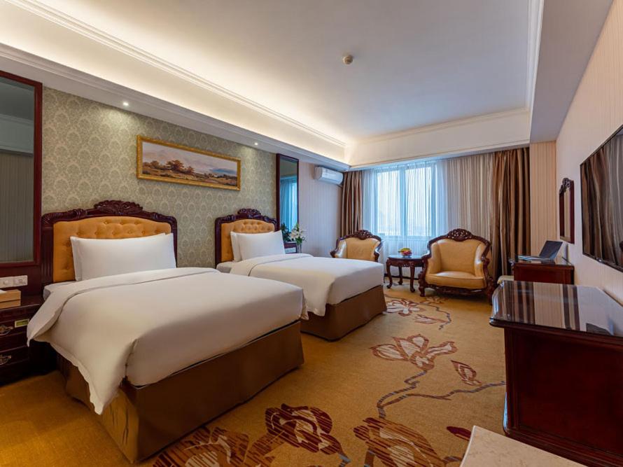 Vienna Hotel Jingxi Zhongshan Park photo 1