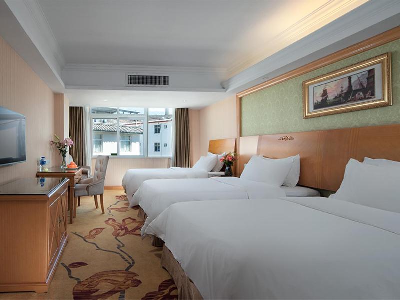 Vienna International Hotel Lijiang Yuxue Avenue photo 2