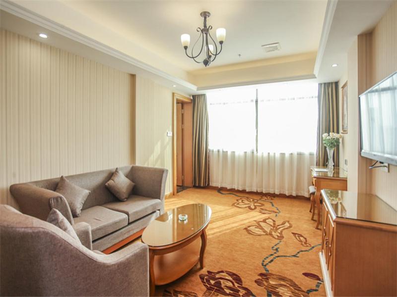 Vienna Hotel Fuzhou Linchuan Avenue photo 3