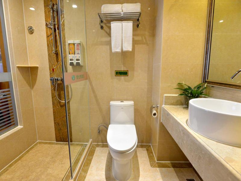 Vienna Hotel Qinzhou North Area Plaza photo 3