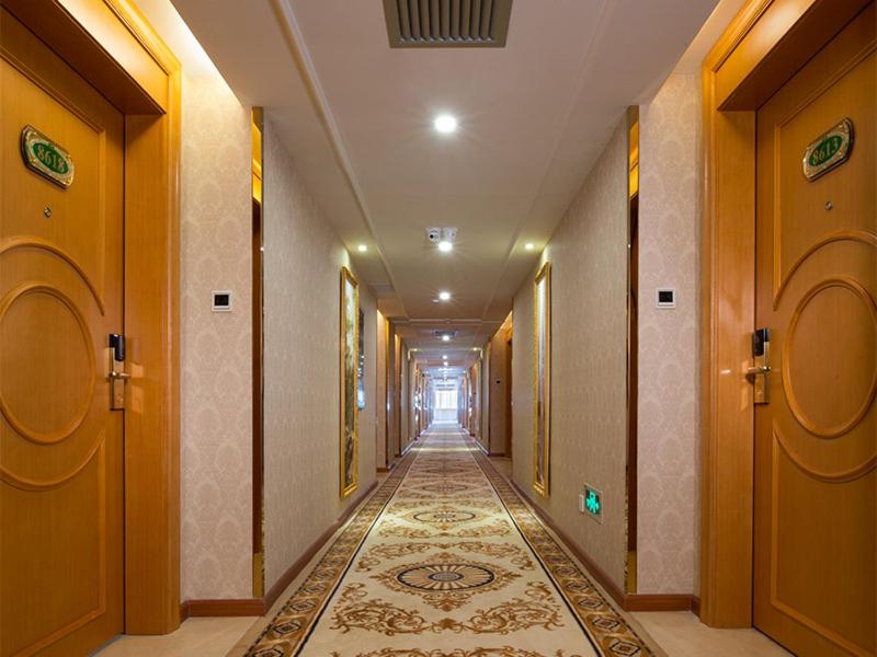 Vienna Hotel Foshan Lingnan Pearl Gymnasium Branch photo 2