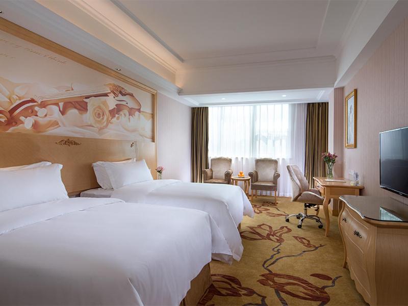 Vienna Hotel Shenzhen North Science And Technology Park photo 1