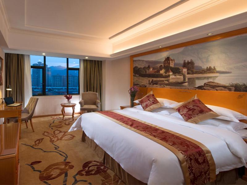 Vienna Classic Hotel Foshan Nanhai Xijiao photo 1