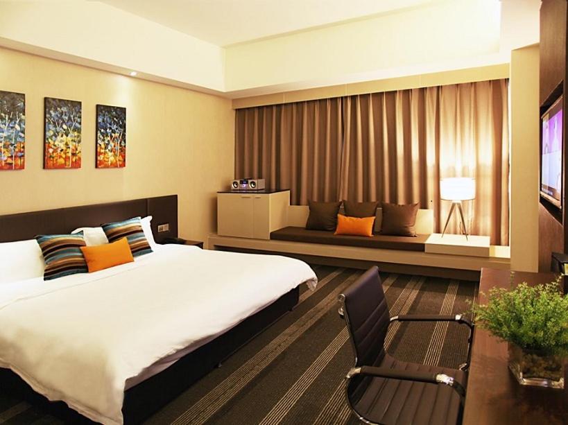Vienna International Hotel Changzhou Railway Station photo 1