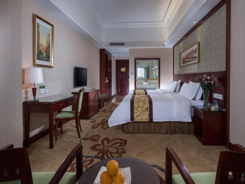 Vienna Hotel Dongguan Humen Huaibei Road photo 1