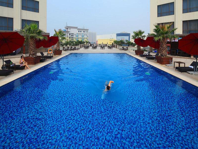 Vienna Hotel Shenzhen Exibition Center - Tap to explore photos