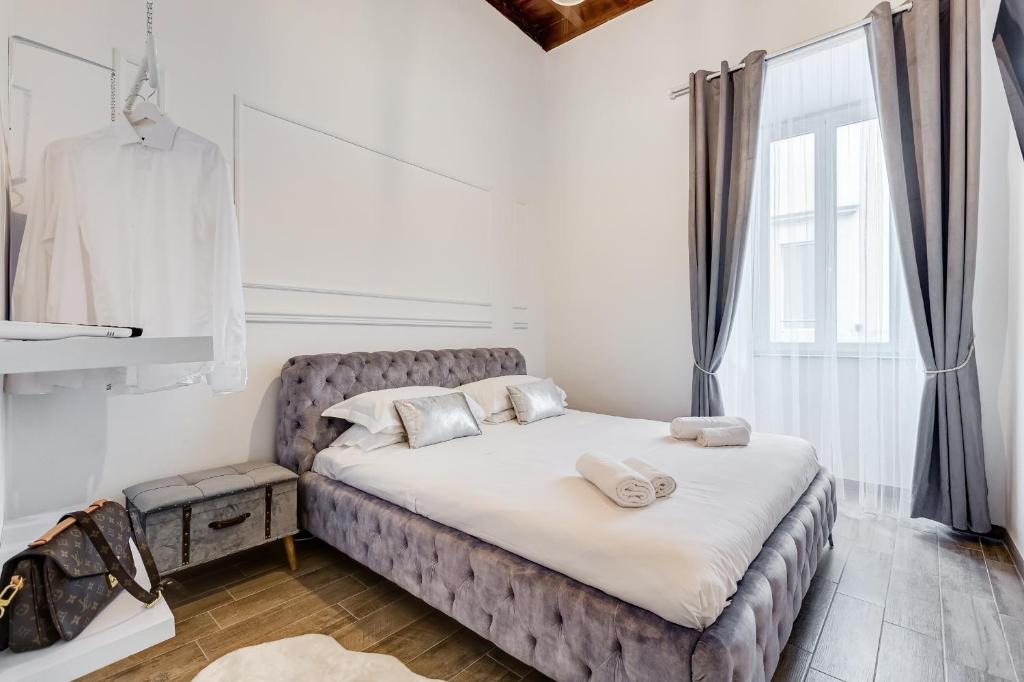 TREVI FOUNTAIN - RomeDreamHome Room Type - Two-Bedroom Apartment