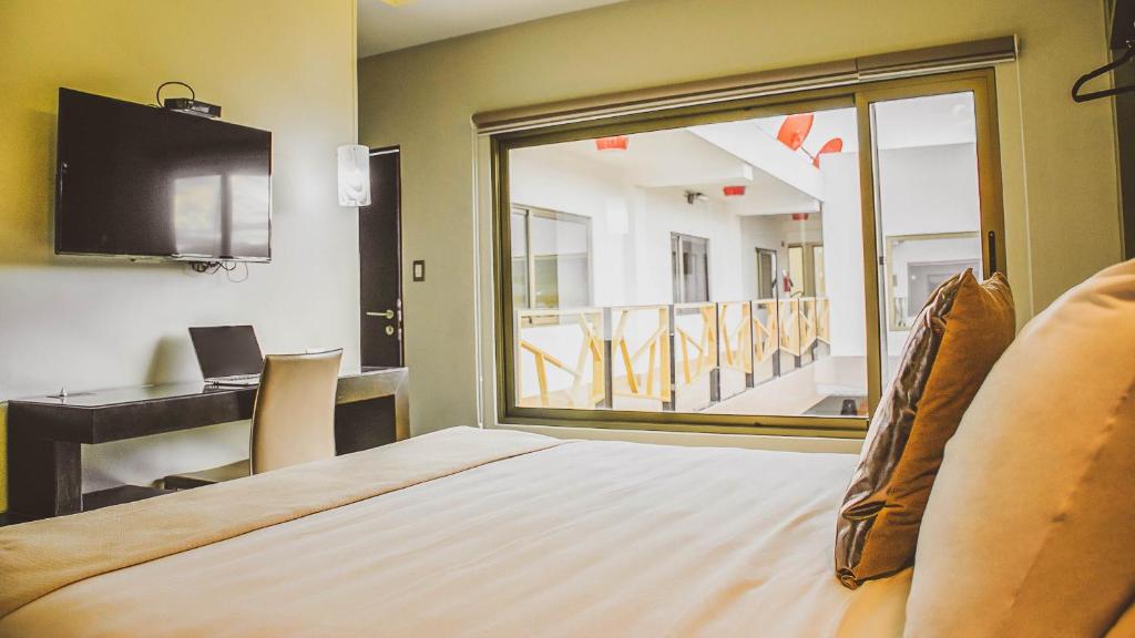 Remfort Hotel photo 4