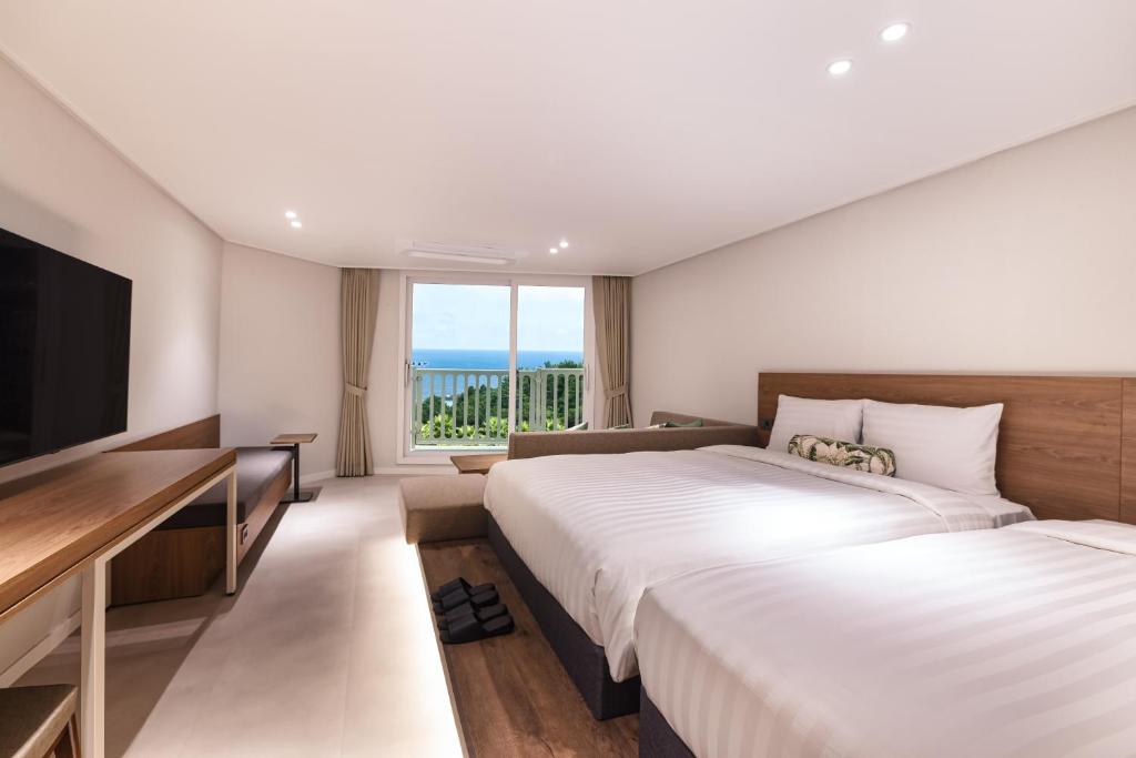 Kensington Resort Jeju Jungmun photo 2