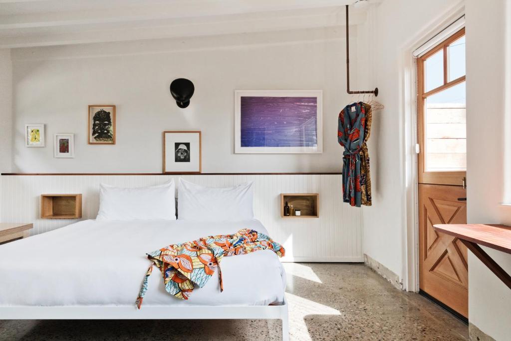 Hotel June Malibu photo 3
