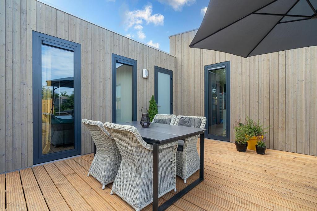 Branding 104 - Het Oude Nieuwland Ouddorp photo 2