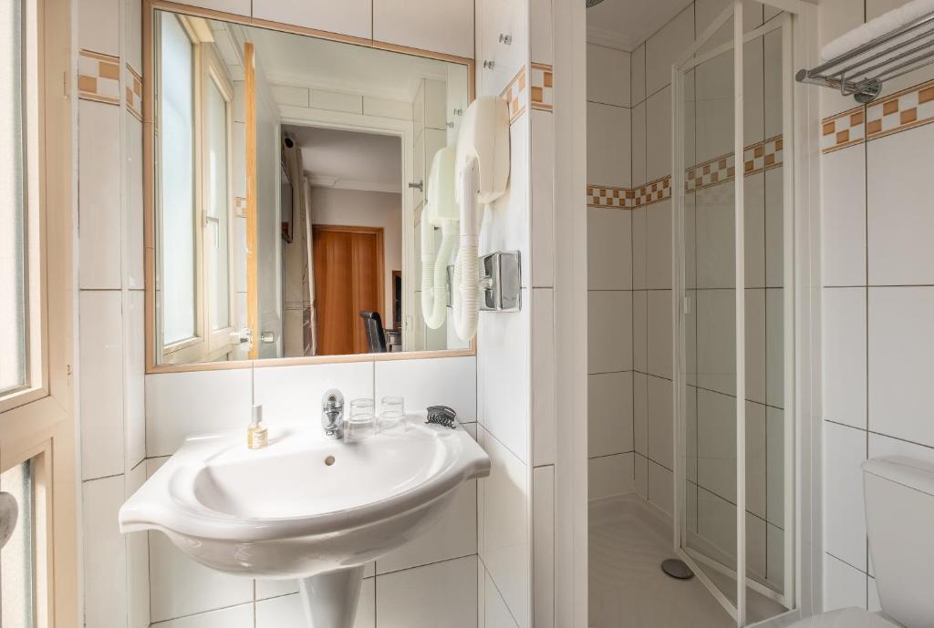 Двухместный (Стандартный двухместный номер с 1 кроватью), Hotel London