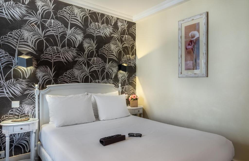 Двухместный (Улучшенный двухместный номер с 1 кроватью), Hotel London