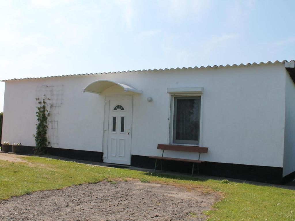 Elementary Bungalow in Damshagen with Football Goal & Garden photo 3