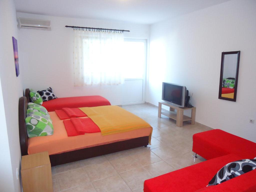 Студио (Номер-студио с террасой (3 взрослых).), Apartments Villa Mićunović