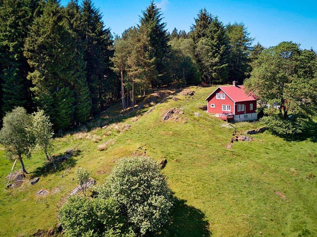 Holiday home bremnes II photo 1