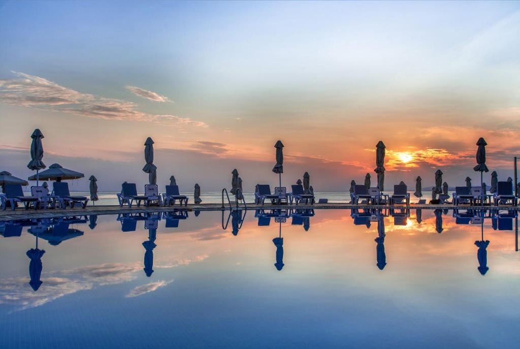 Acrotel Lilyann Boutique Hotel photo 4