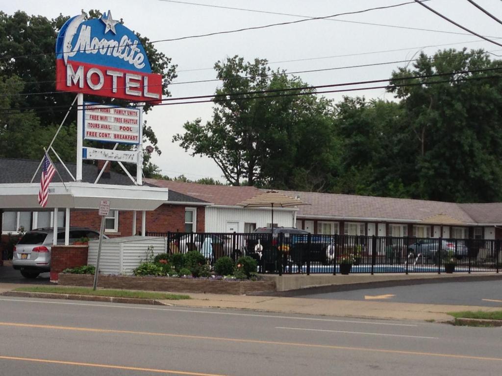 Moonlite Motel photo 4