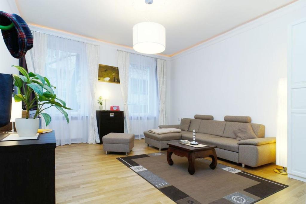 Neukölln Central Rixdorf photo 4