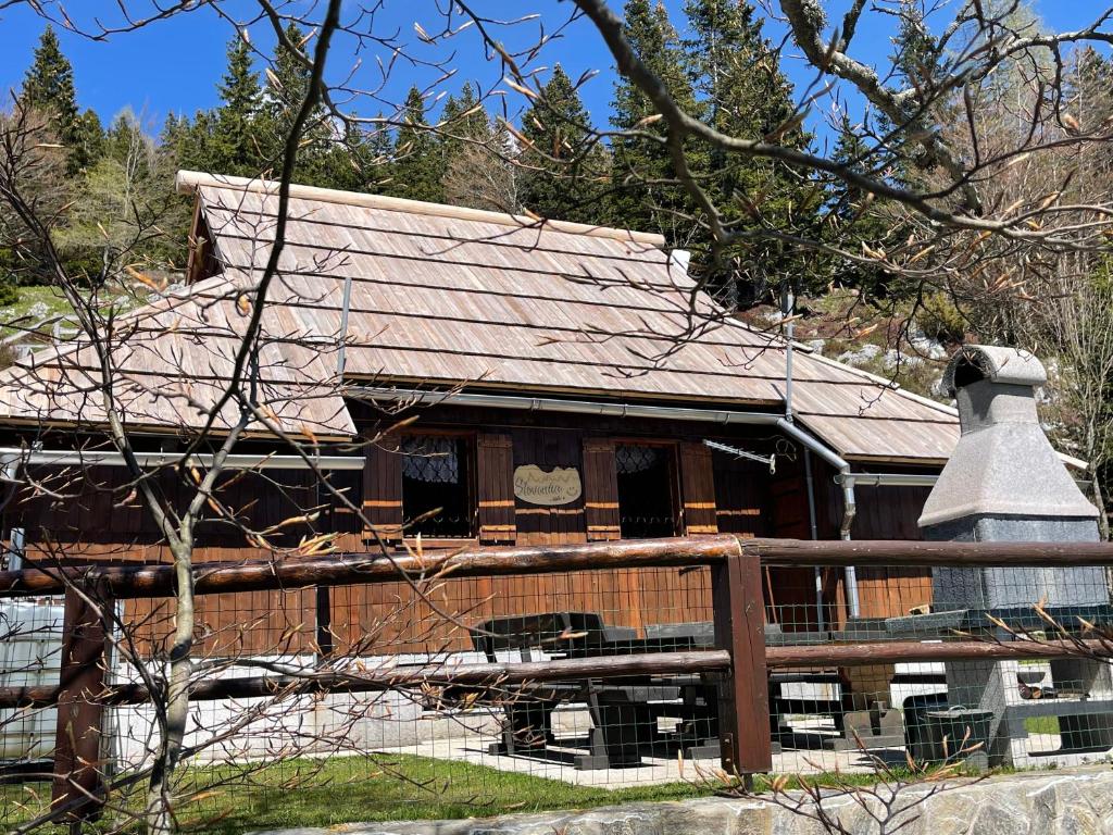Velika planina Chalet SLOVENKA photo 4