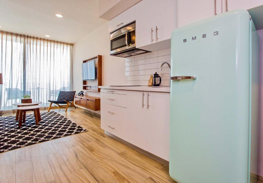 Апартаменты («Ньюпорт Премиум»), Newport House Playa Boutique Hotel